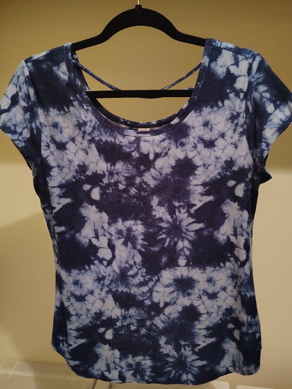 No Boundaries Navy and White Tie-Dye Short Sleeve Tee
